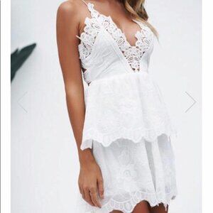 Fashion | White Bridal Lace Trim Open Back Tiered Mini Dress